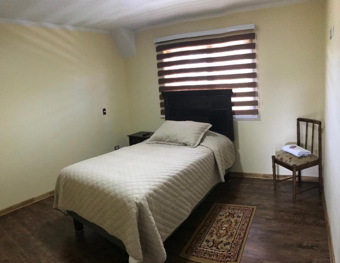 Hostal Entre Araucarias Темуко Екстер'єр фото