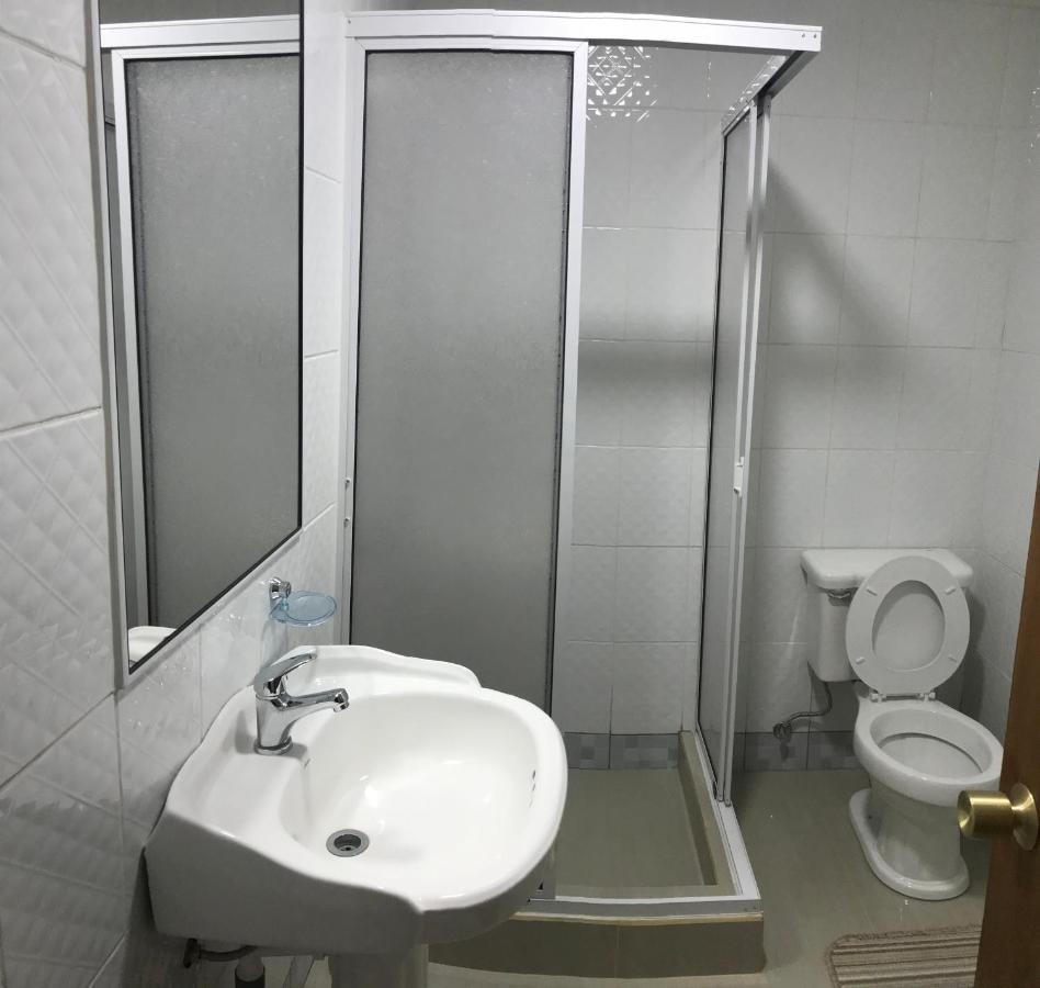 Hostal Entre Araucarias Темуко Екстер'єр фото
